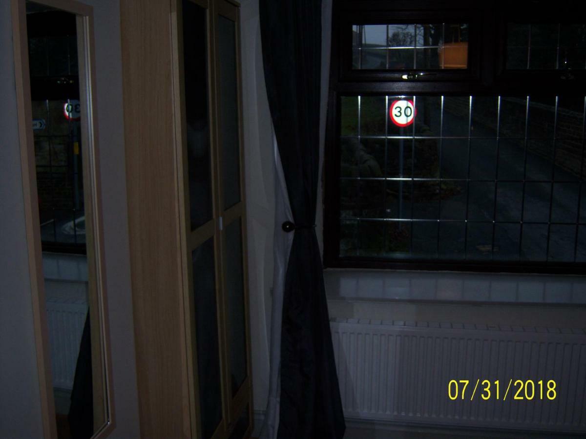 The Rushcart Inn Sowerby Bridge Extérieur photo