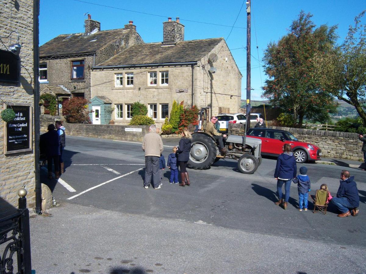 The Rushcart Inn Sowerby Bridge Extérieur photo